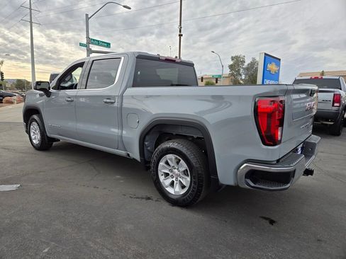 Used 2024 GMC Sierra 1500 SLE image 4