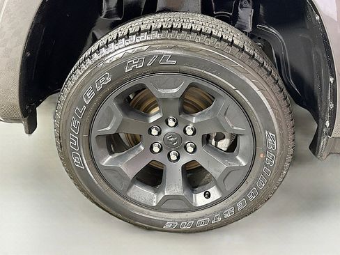 Used 2025 RAM 1500 Big Horn image 31