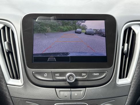 Used 2024 Chevrolet Malibu LT image 22