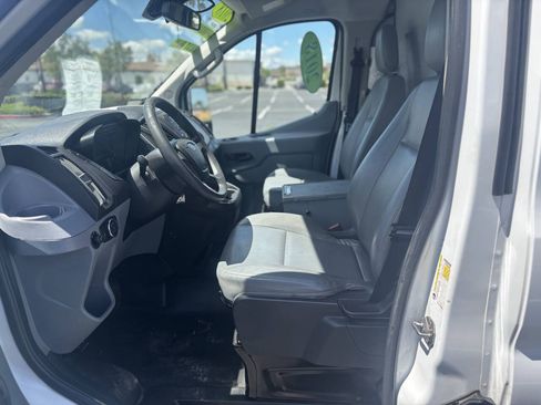 Used 2018 Ford Transit 250 148 Low Roof RWD image 10