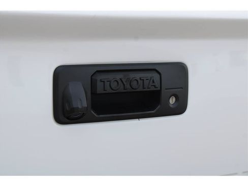 Used 2016 Toyota Tundra Limited w/ Limited Premium Package AWD/4WD image 40