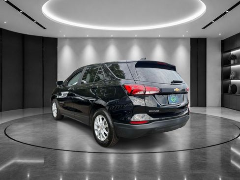 Certified 2024 Chevrolet Equinox LS w/ LS Convenience Package AWD/4WD image 4