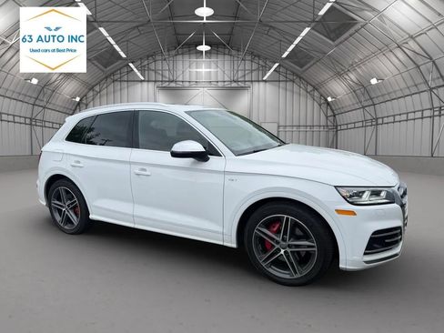 Used 2018 Audi SQ5 Prestige w/ Prestige Package AWD/4WD image 2