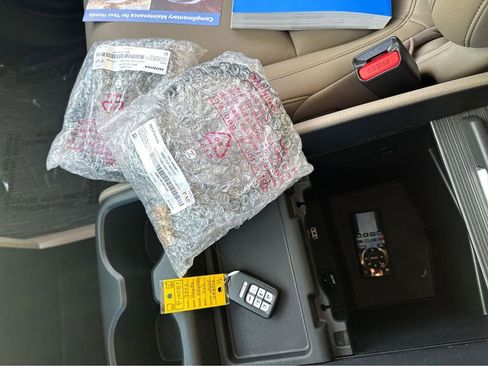 Used 2023 Honda Odyssey Touring image 26
