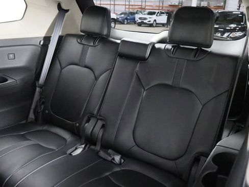 Used 2024 Honda Pilot EX-L image 17