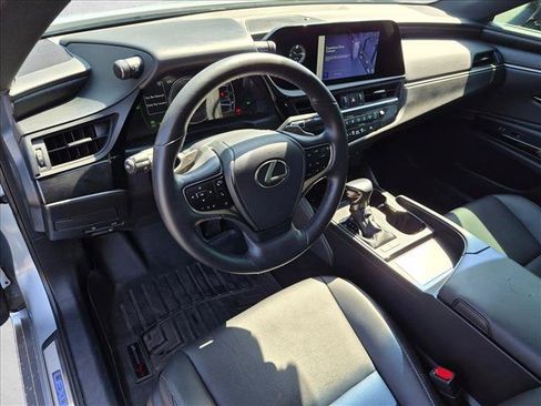 Certified 2024 Lexus ES 300h w/ Premium Package FWD image 11
