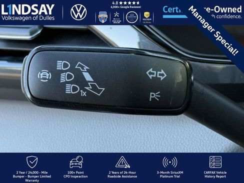 Certified 2022 Volkswagen Taos SEL w/ Panoramic Sunroof Package image 22