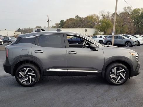New 2026 Nissan Kicks SV w/ Cold Weather Package FWD image 2