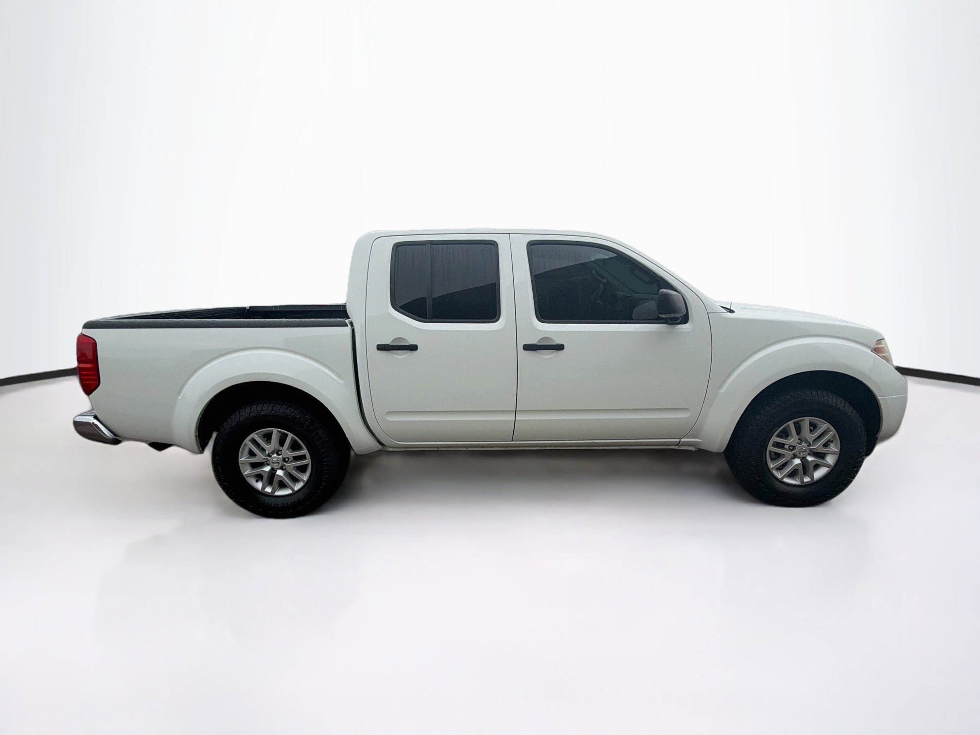 Used 2017 Nissan Frontier SV AWD/4WD image 10
