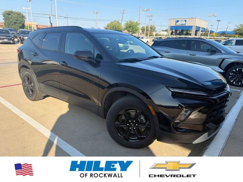 Used 2024 Chevrolet Blazer LT w/ Convenience Package FWD image 1