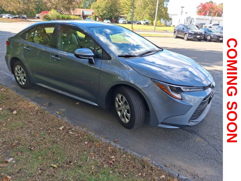 Used 2024 Toyota Corolla LE FWD image 4