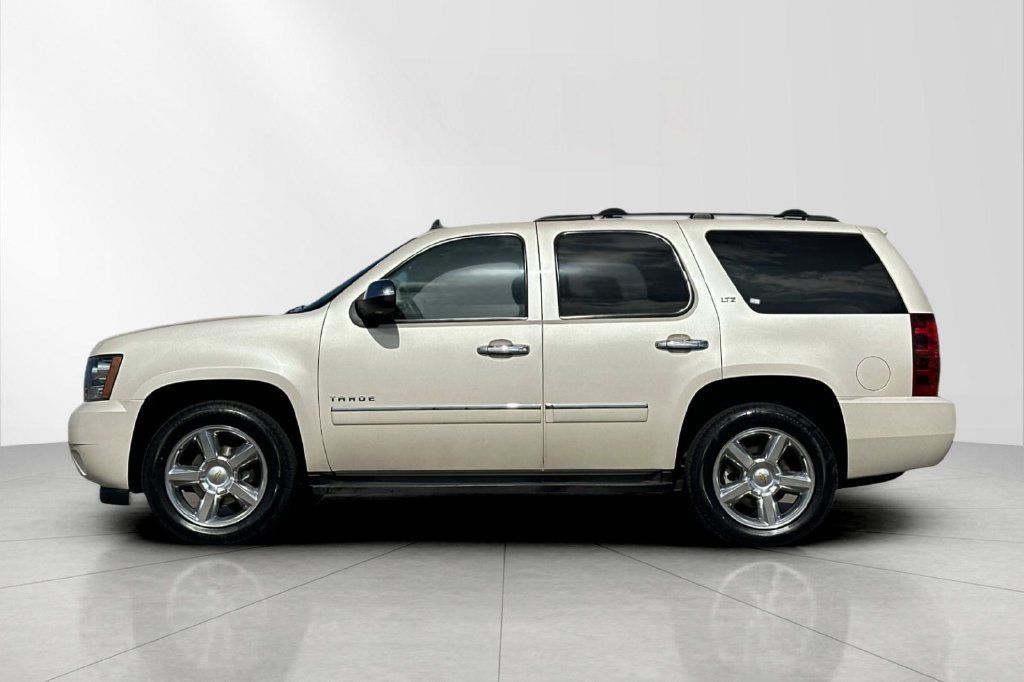 Used 2013 Chevrolet Tahoe LTZ RWD image 3