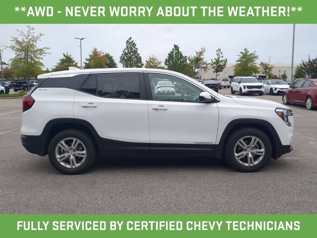 Certified 2024 GMC Terrain SLE AWD/4WD image 3