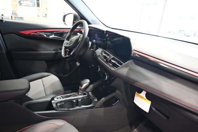 New 2026 Chevrolet TrailBlazer RS w/ Driver Confidence Package FWD image 13
