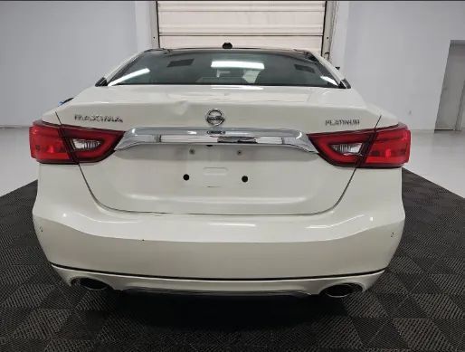 Used 2017 Nissan Maxima Platinum FWD image 4