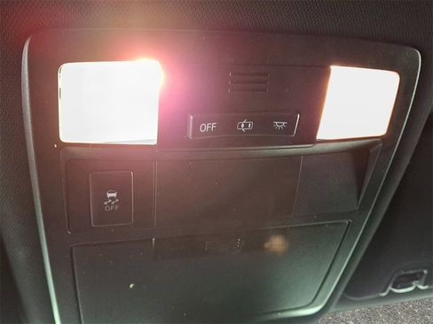 Used 2019 Toyota Tacoma TRD Sport image 22