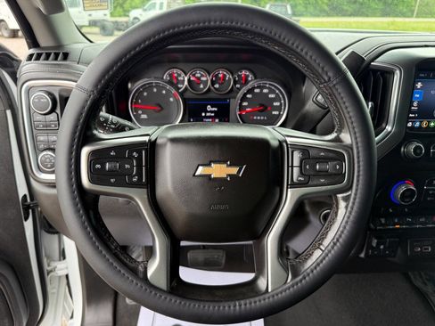 Used 2022 Chevrolet Silverado 2500 LT w/ Convenience Package AWD/4WD image 21