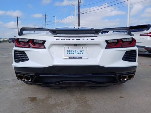 Used 2022 Chevrolet Corvette Stingray Preferred Cpe w/ Z51 Performance Package image 9