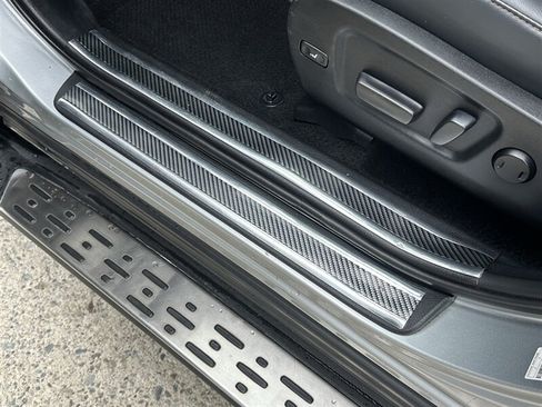 Used 2019 Toyota Highlander XLE AWD/4WD image 53