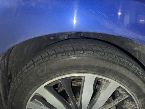 Used 2017 Honda Fit EX image 16