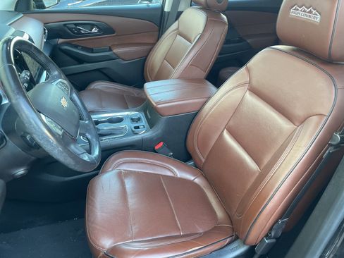 Used 2018 Chevrolet Traverse High Country image 9