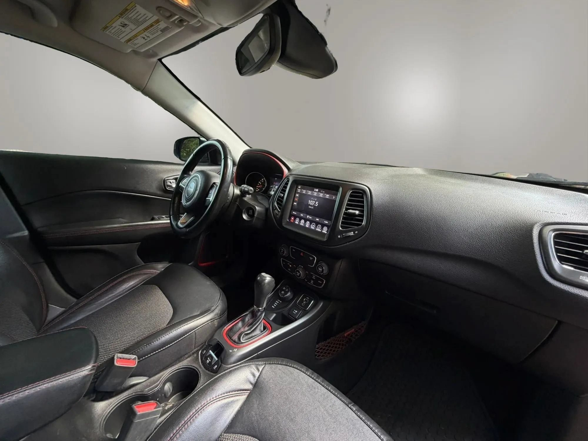 Used 2018 Jeep Compass Trailhawk AWD/4WD image 15