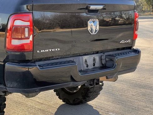 Used 2022 RAM 2500 Limited w/ Off Road Package image 7