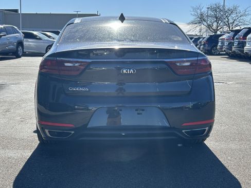 Used 2017 Kia Cadenza Premium w/ Luxury Package image 6