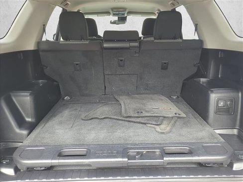 Used 2020 Toyota 4Runner SR5 AWD/4WD image 10