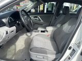 Used 2010 Toyota Camry SE image 3