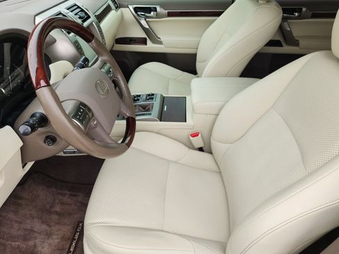 Used 2016 Lexus GX 460 Luxury AWD/4WD image 13