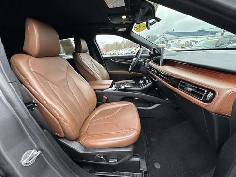 Used 2022 Lincoln Nautilus Reserve w/ Equipment Group 201A image 25