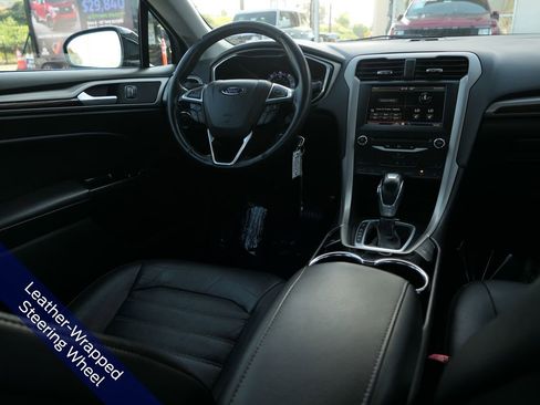 Used 2014 Ford Fusion SE w/ Equipment Group 502A FWD image 26
