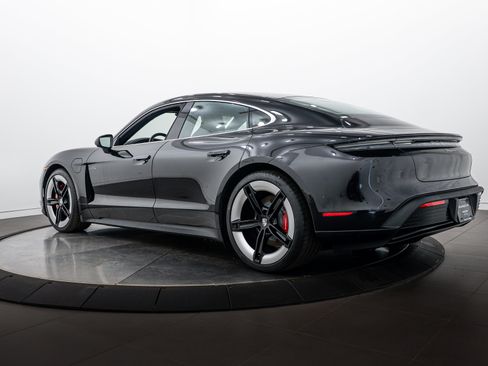 Certified 2025 Porsche Taycan 4S AWD/4WD image 3