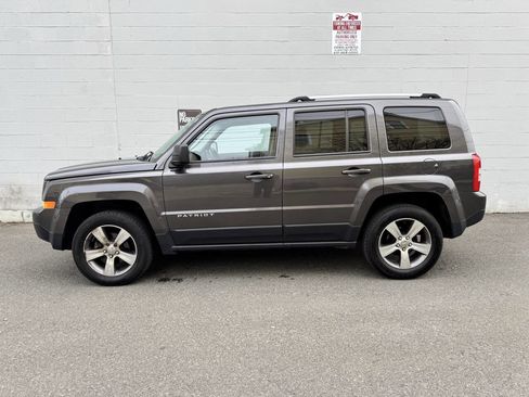 Used 2016 Jeep Patriot High Altitude image 6