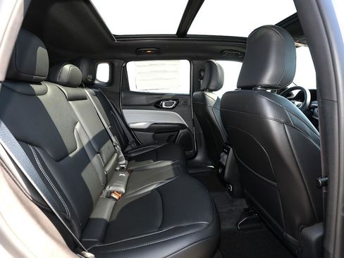 New 2026 Jeep Compass Limited AWD/4WD image 23