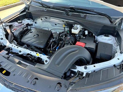 New 2026 Chevrolet TrailBlazer LT w/ Convenience Package FWD image 24