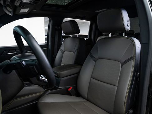 Used 2023 Chevrolet Colorado ZR2 w/ ZR2 Convenience Package III image 17