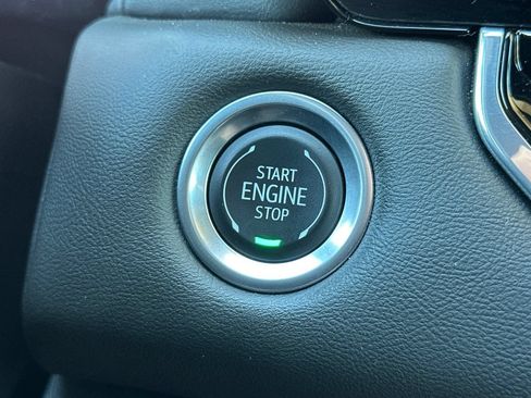 Certified 2024 GMC Canyon Elevation w/ Trailering Package RWD image 21