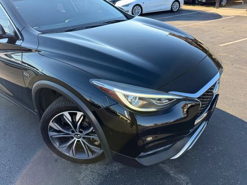 Used 2018 INFINITI QX30 Premium w/ Navigation Package AWD/4WD image 48