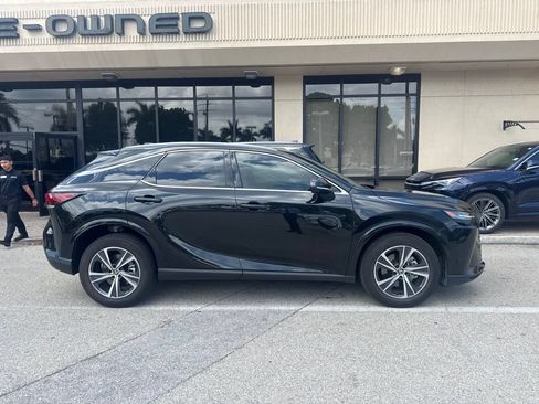 Used 2025 Lexus RX 350 Premium w/ Accessory Package (K3) FWD image 4