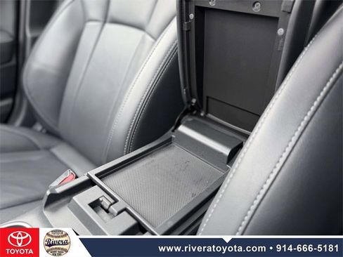 Used 2022 Subaru Legacy Limited image 22