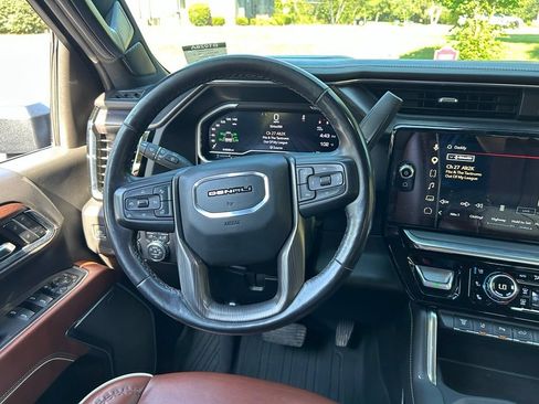 Used 2024 GMC Sierra 2500 Denali Ultimate AWD/4WD image 20