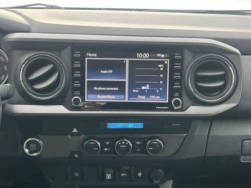 Used 2023 Toyota Tacoma TRD Off-Road image 19