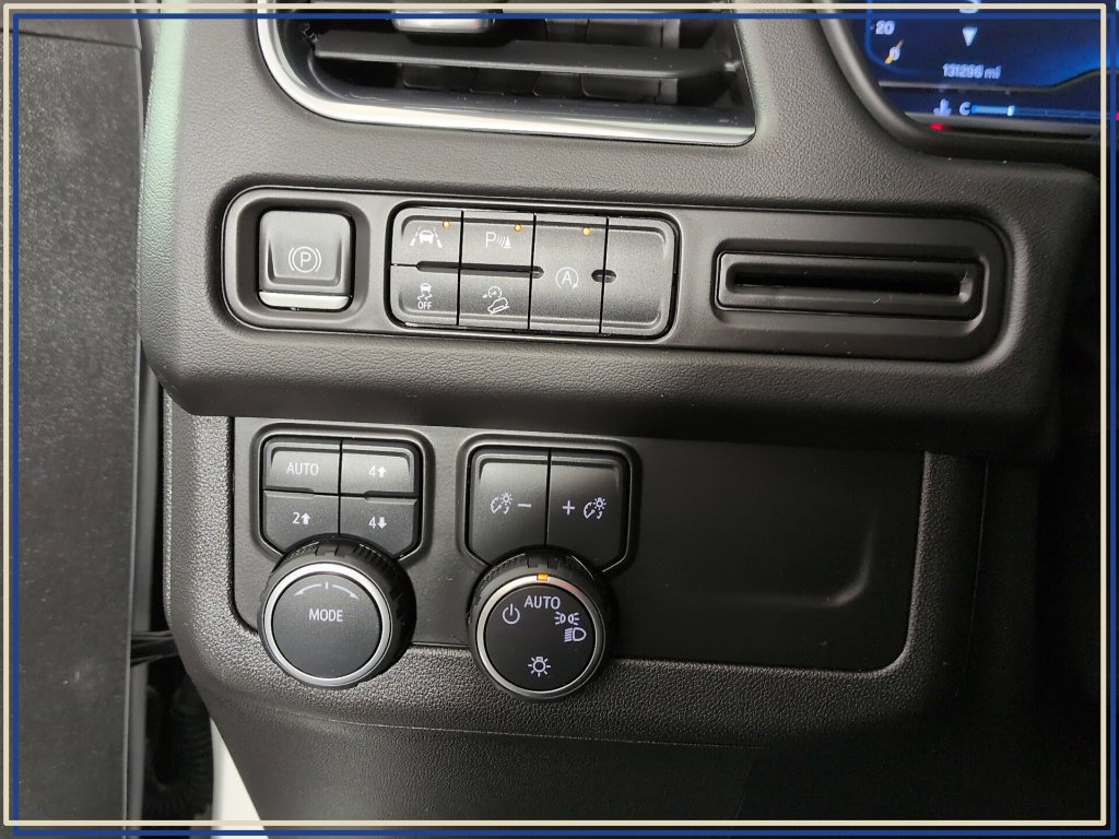 Used 2023 Chevrolet Tahoe Z71 AWD/4WD image 27