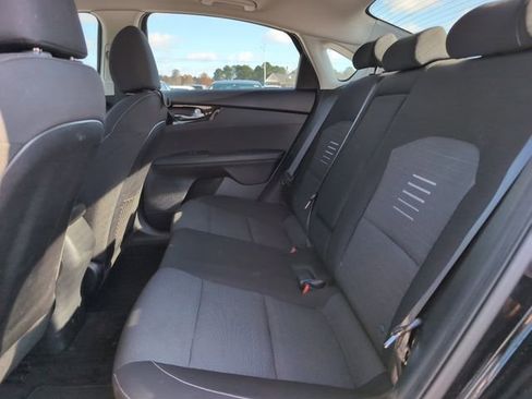 Used 2019 Kia Forte S w/ S Premium Package image 29