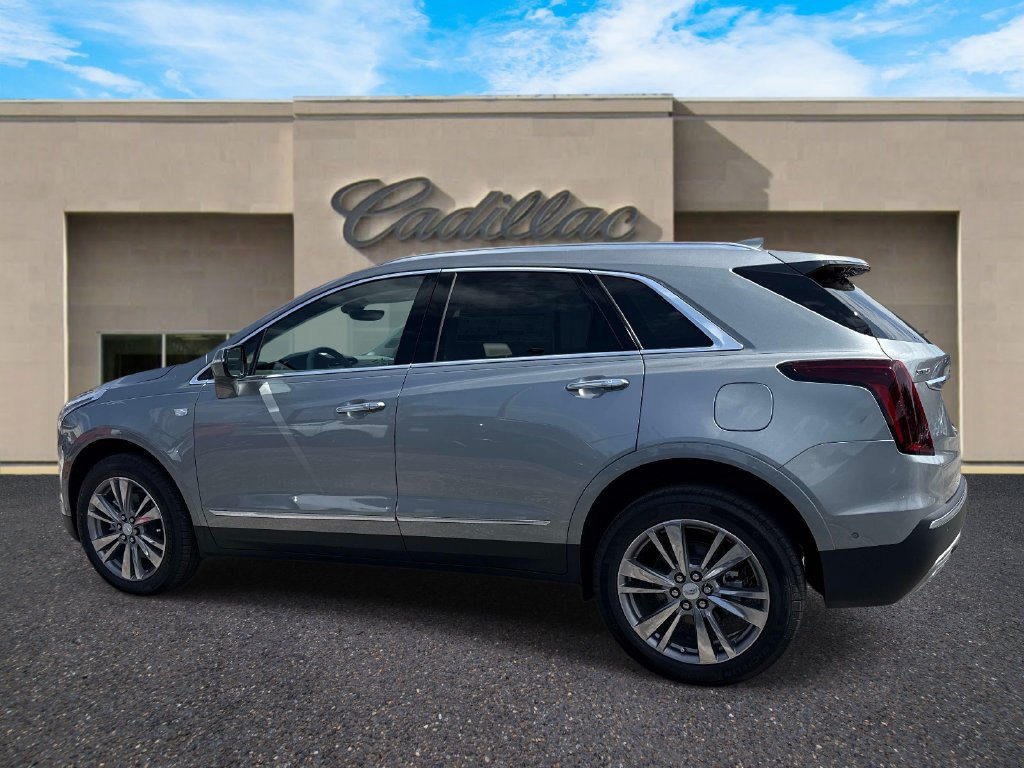 New 2026 Cadillac XT5 Premium Luxury w/ Driver Assist Package FWD image 5
