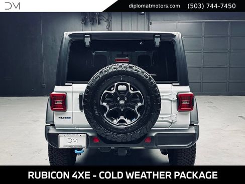 Used 2023 Jeep Wrangler Unlimited Rubicon 4xe w/ Cold Weather Group AWD/4WD image 6