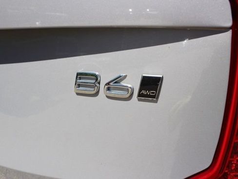 Certified 2023 Volvo XC90 B6 Plus w/ Protection Package Premier AWD/4WD image 15