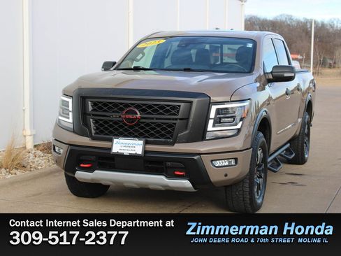 Used 2023 Nissan Titan PRO-4X w/ Pro-4x Convenience Package image 24